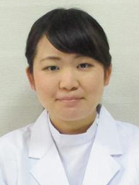 三宅　真規子